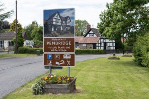 Pembridge village sign